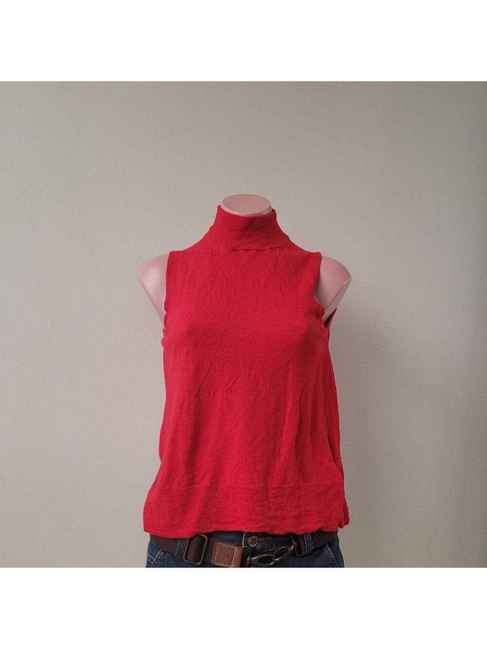 Tahari Wool Crimson Red Knit Crop Tank Top (L)